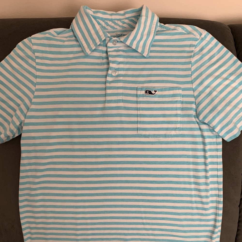 Vineyard Vines Boy’s polo. Size small